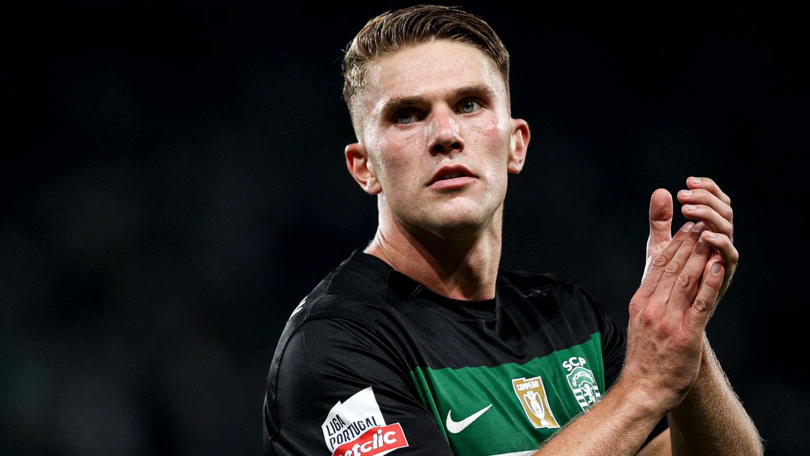 球方面更加 球方面更加